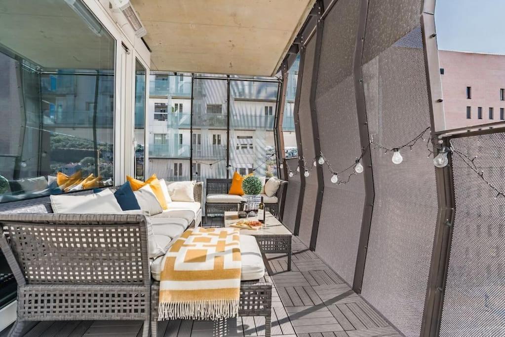 Spacious Modern 2Br Apartment At Central Oslo Barcode Exteriér fotografie